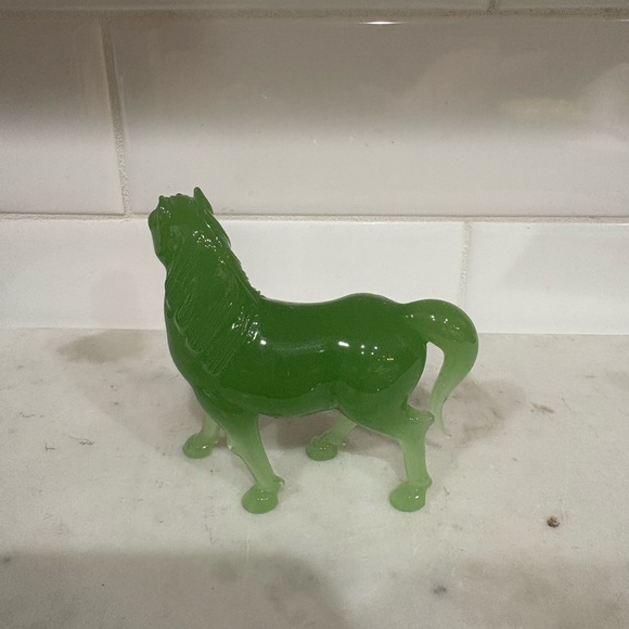 Vintage Jade Green Glass Horse Figurine - Picture 2 of 5